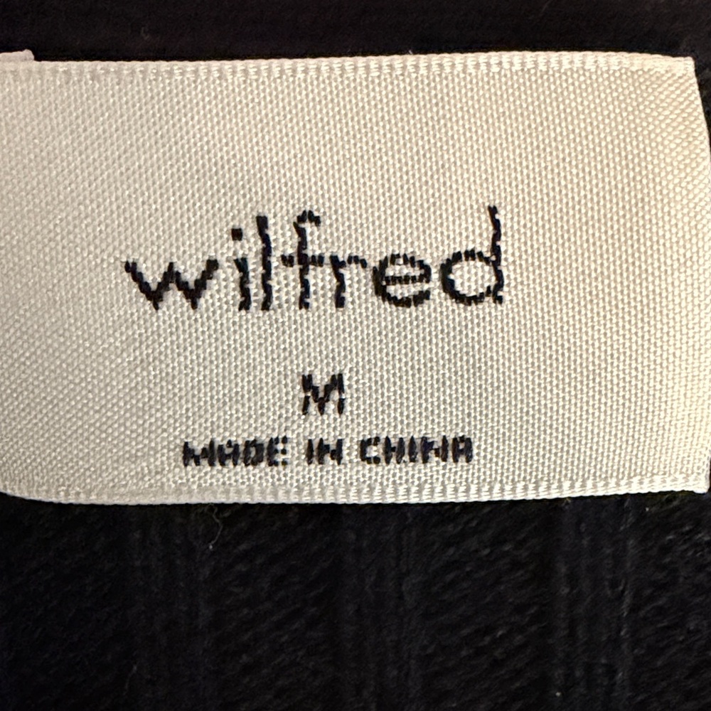 Aritzia Wilfred Manila Cardigan Size Medium Black Ribbed Soft Button Front - Picture 5 of 5
